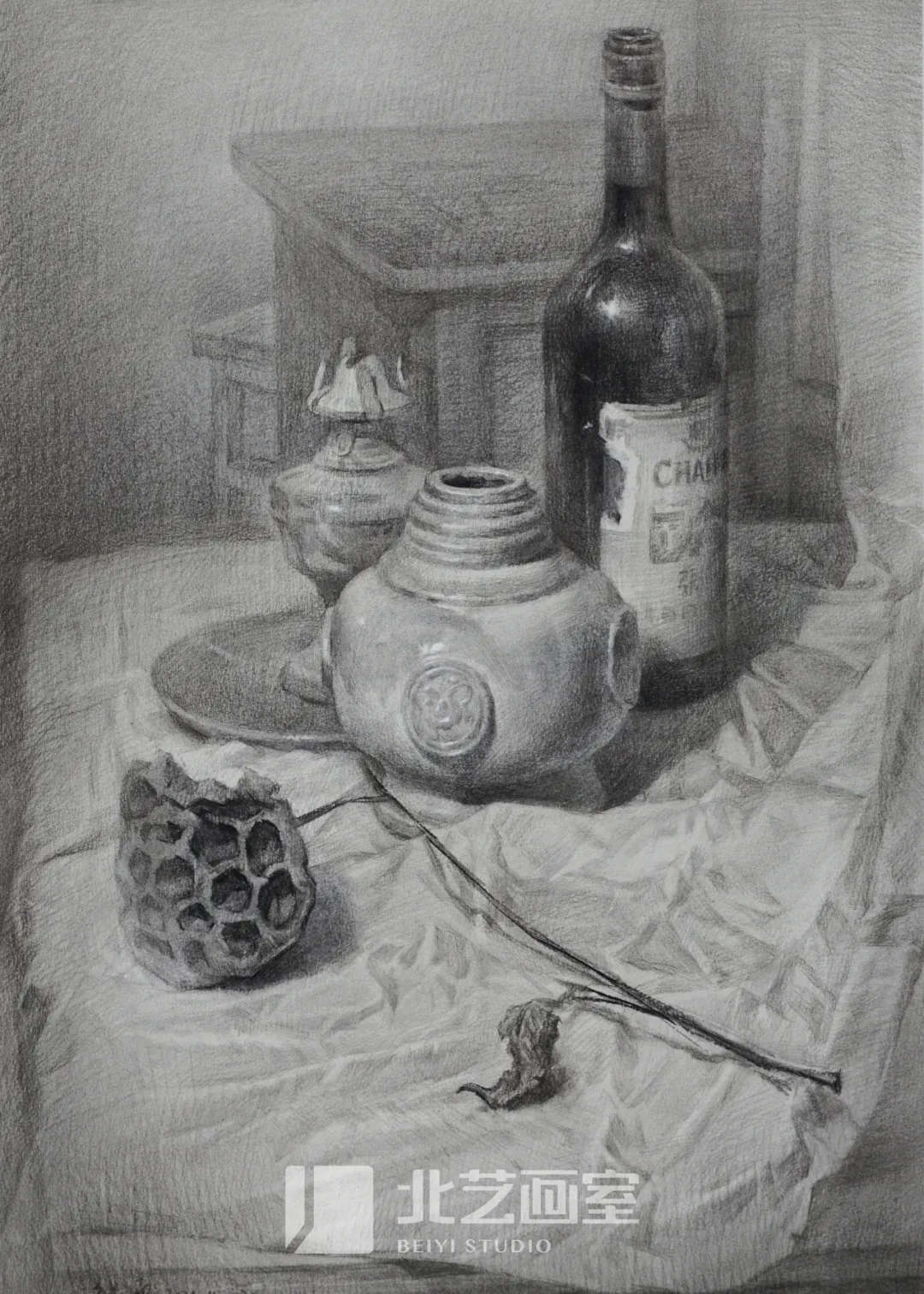 91+ 图片 素描 新的 77 素描静物作品_优秀素描静物高清临摹图片_武汉北艺画室